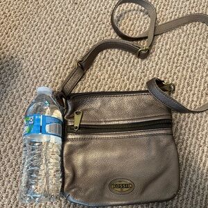 Crossbody Fossil brand purse
